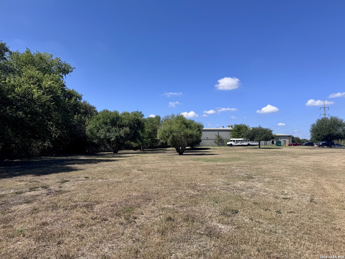 main property photo 9