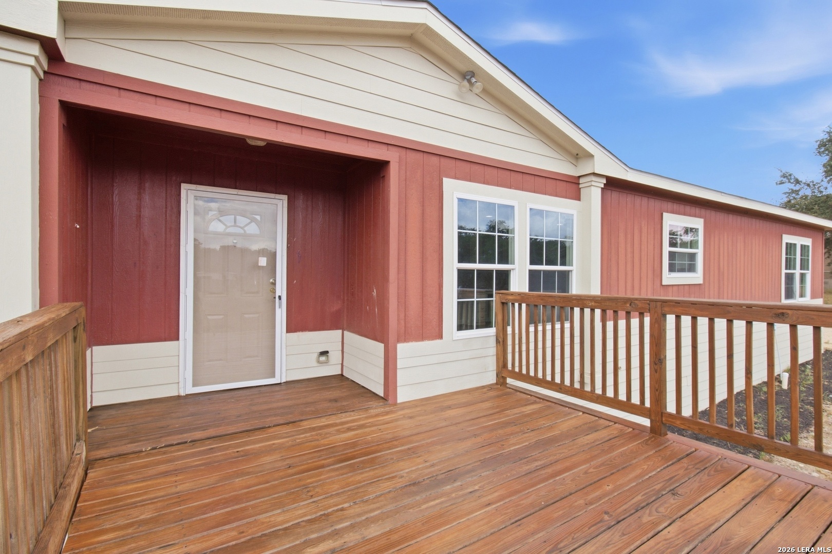 main property photo 27
