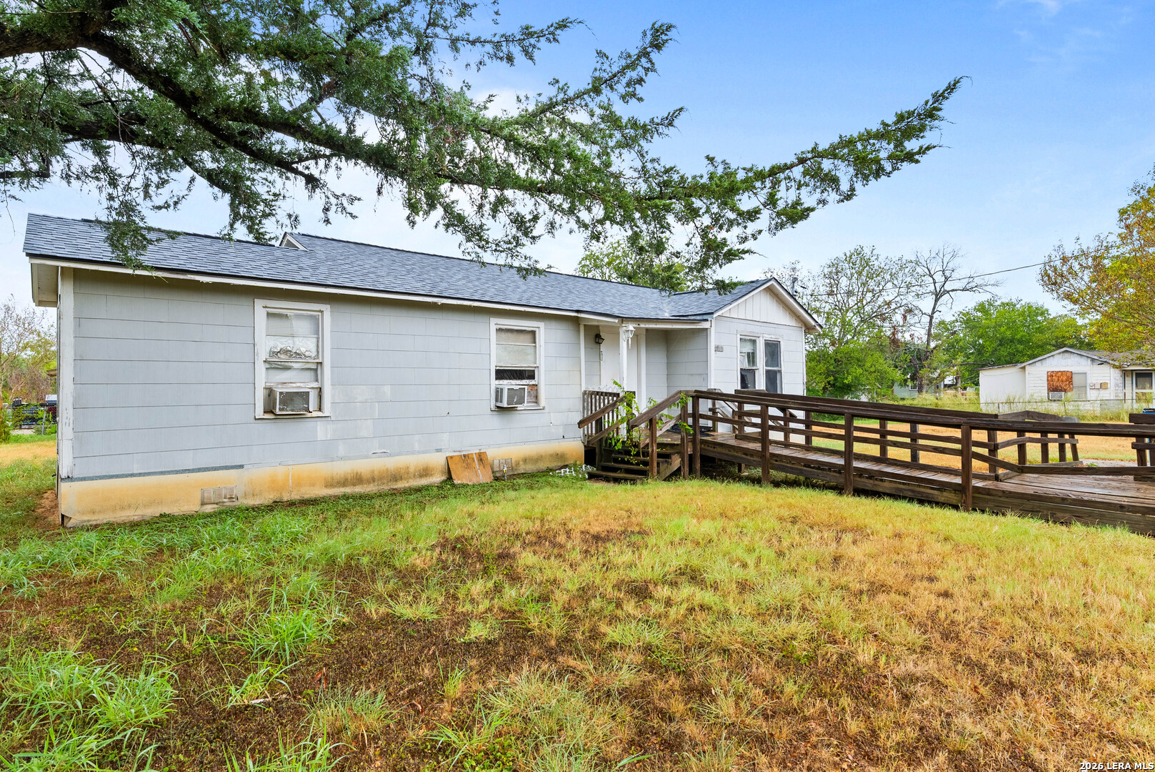 main property photo 17
