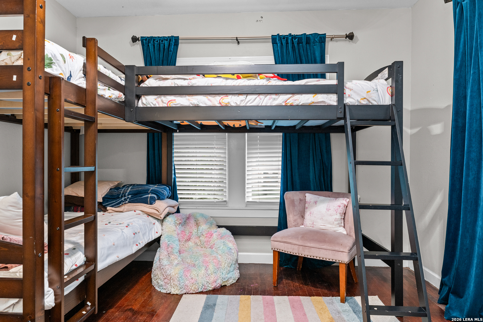 main property photo 17