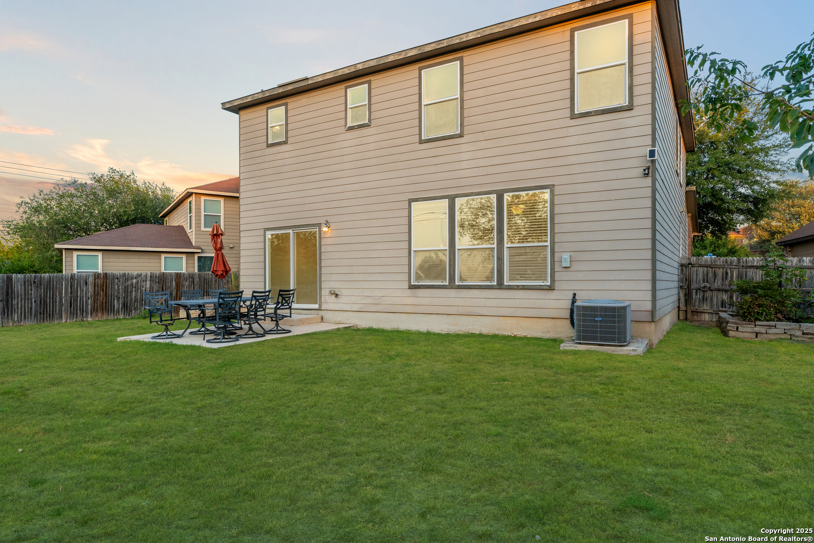 main property photo 27
