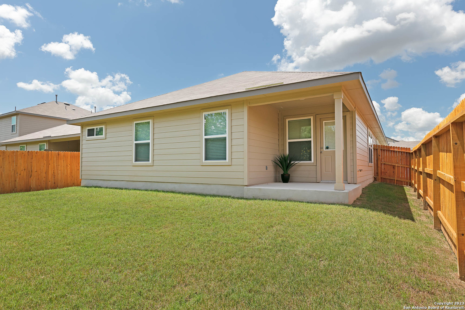 main property photo 35