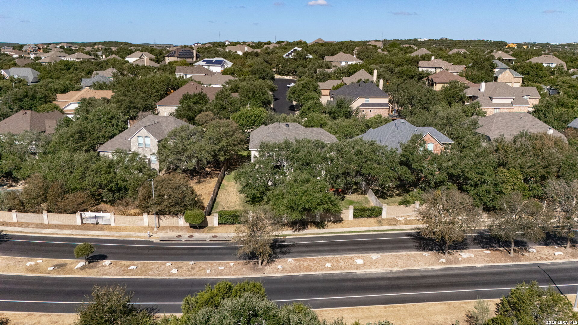 main property photo 50