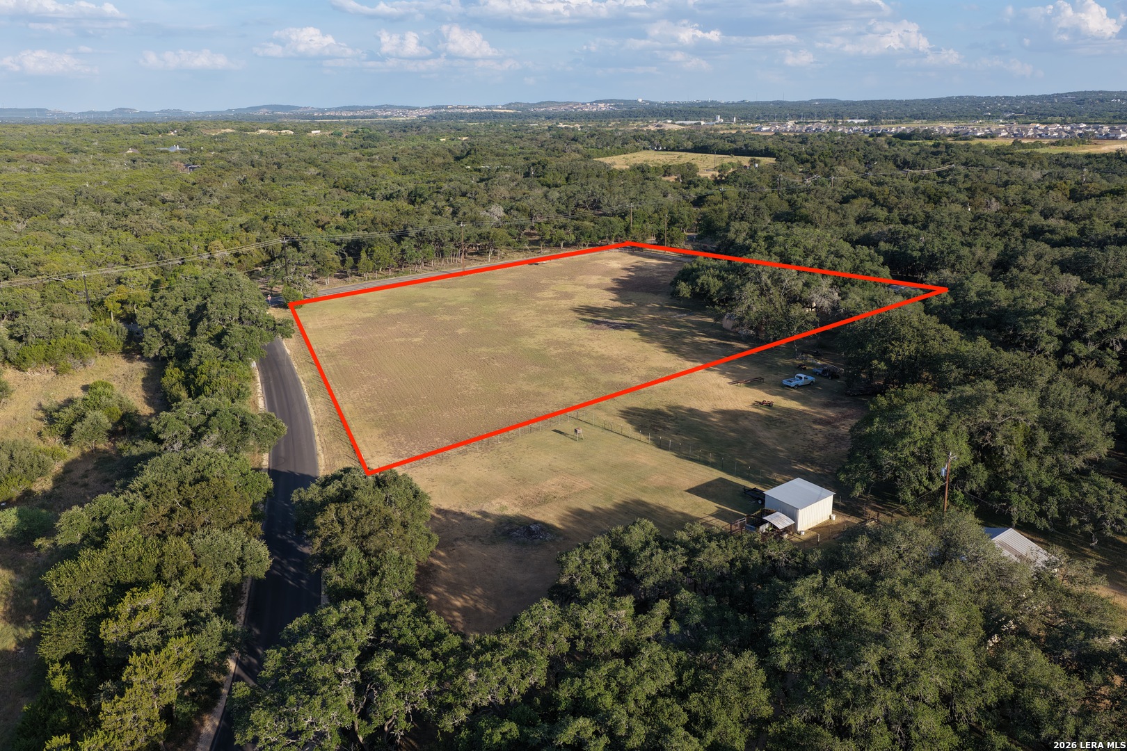 main property photo 10