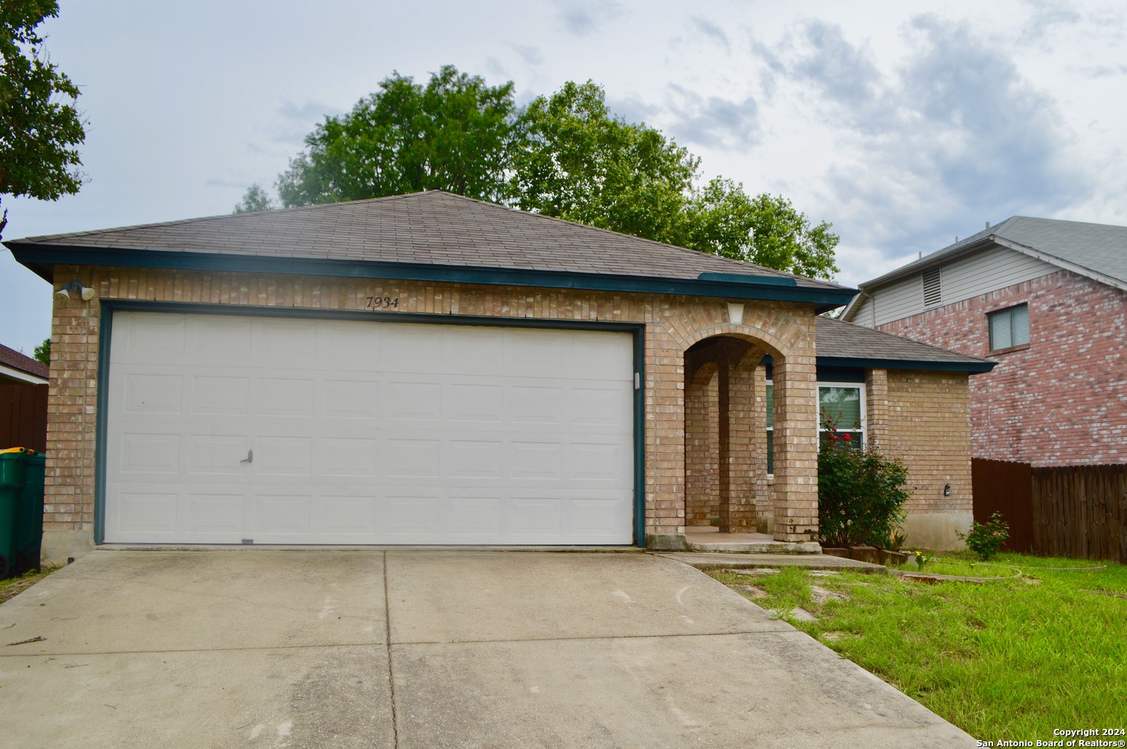 main property photo 2