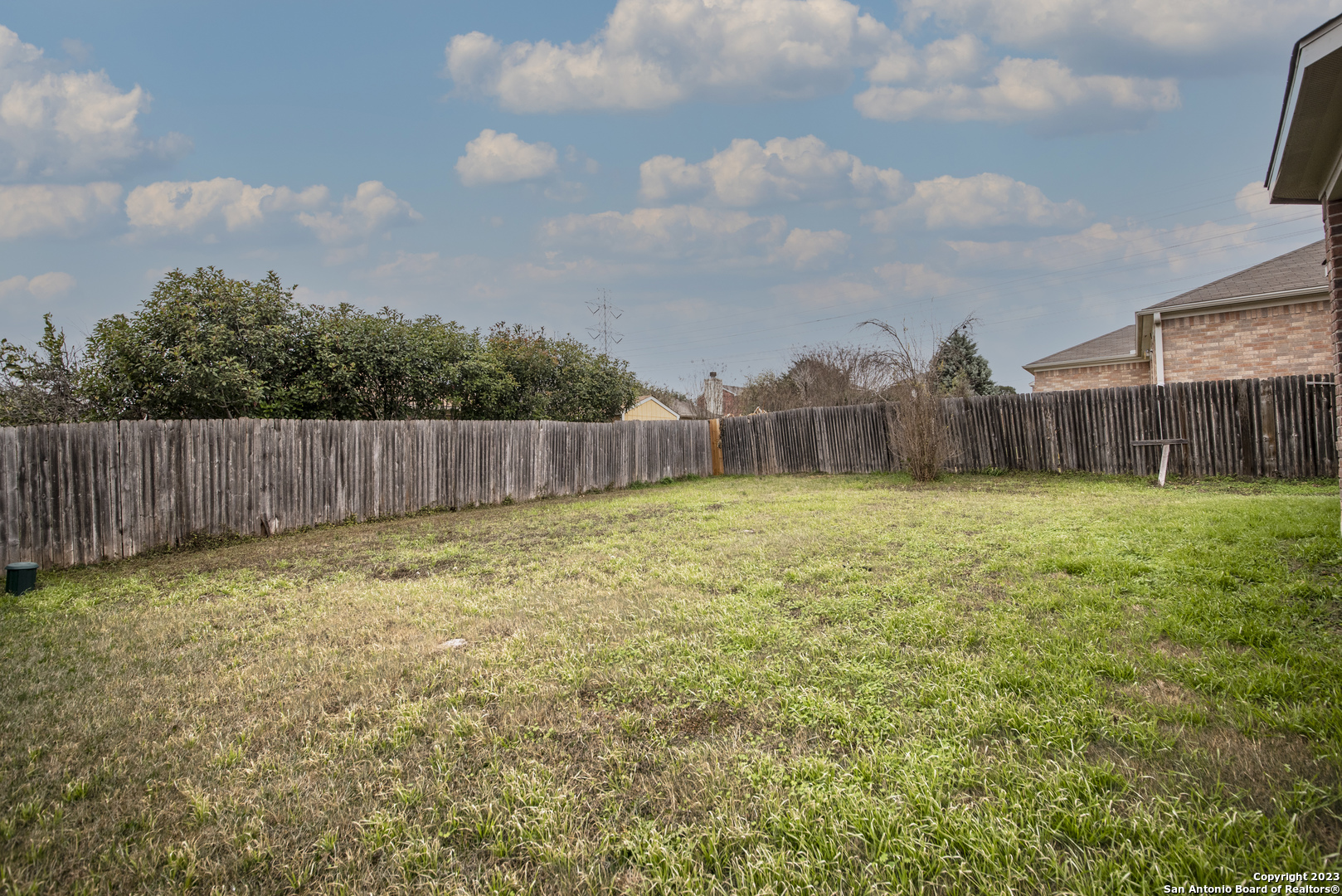 main property photo 24