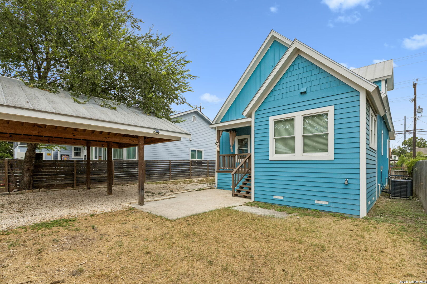 main property photo 10