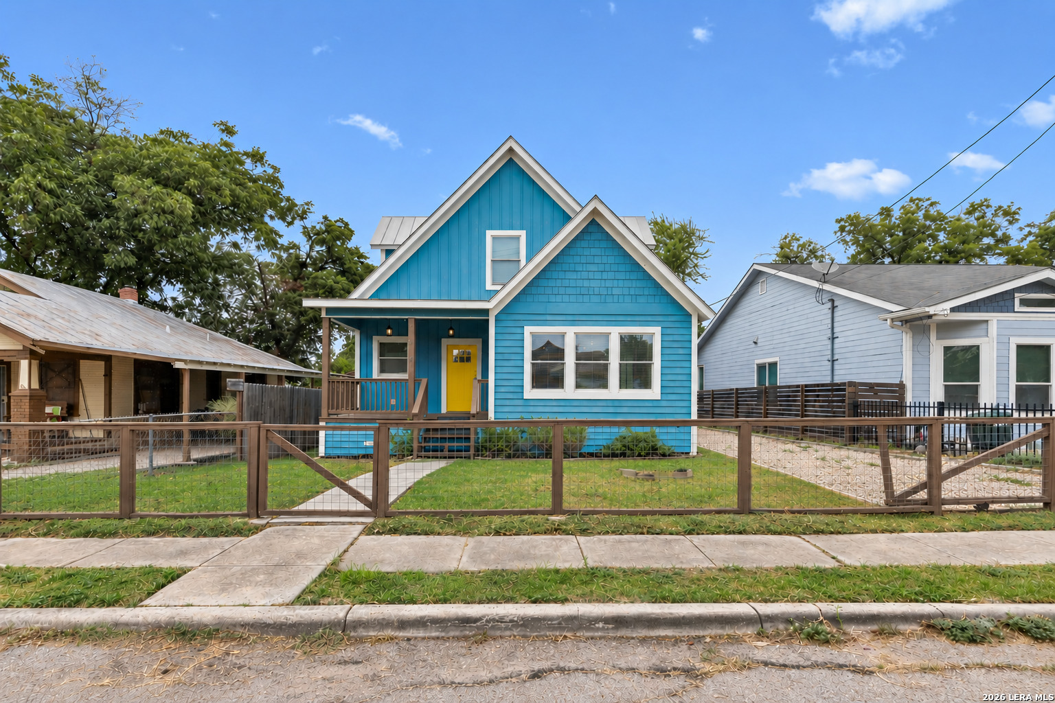 main property photo 11