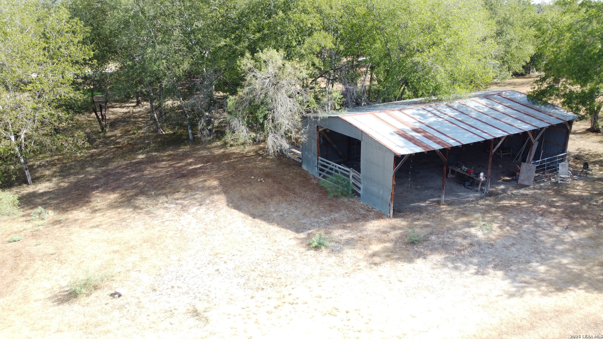 main property photo 20