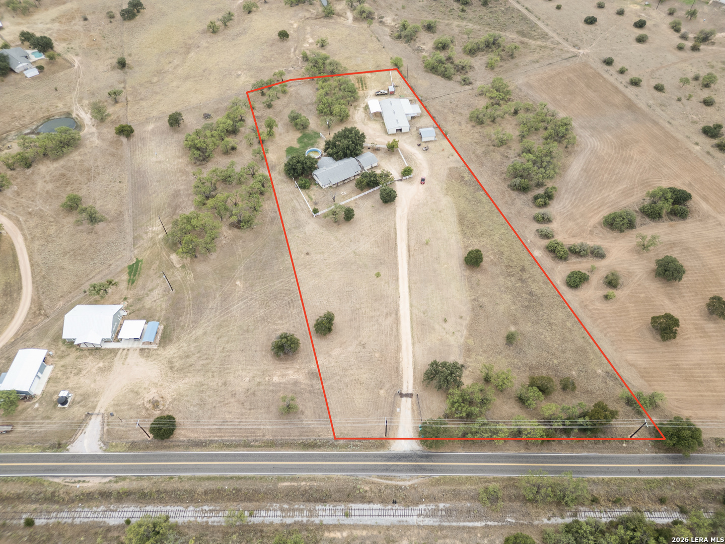 main property photo 7