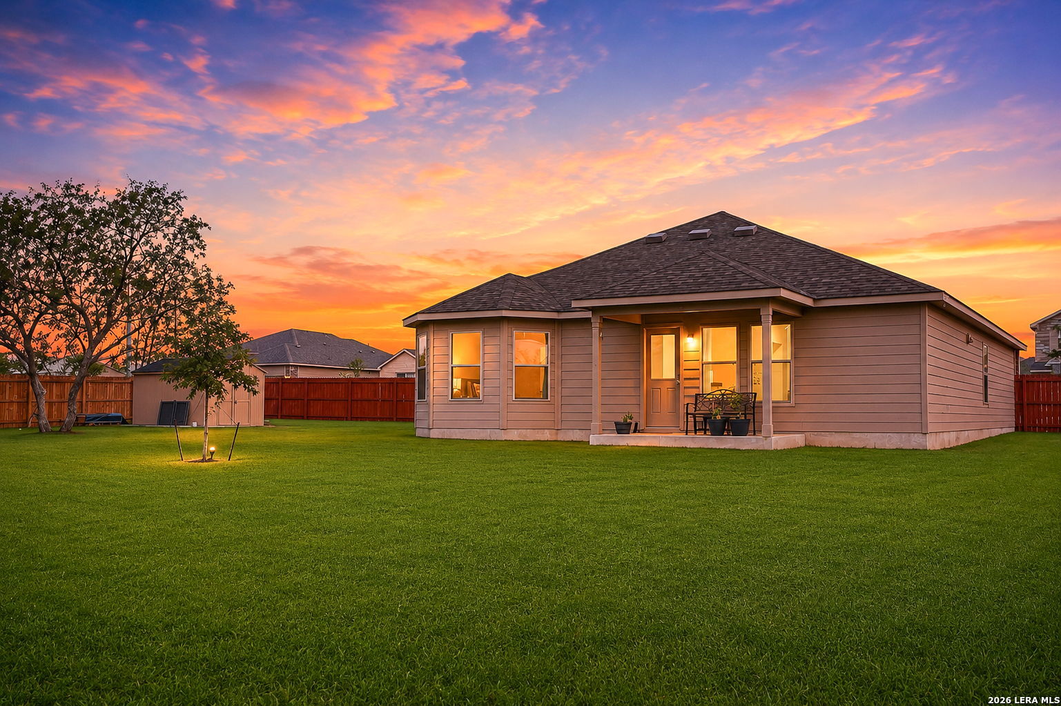 main property photo 30