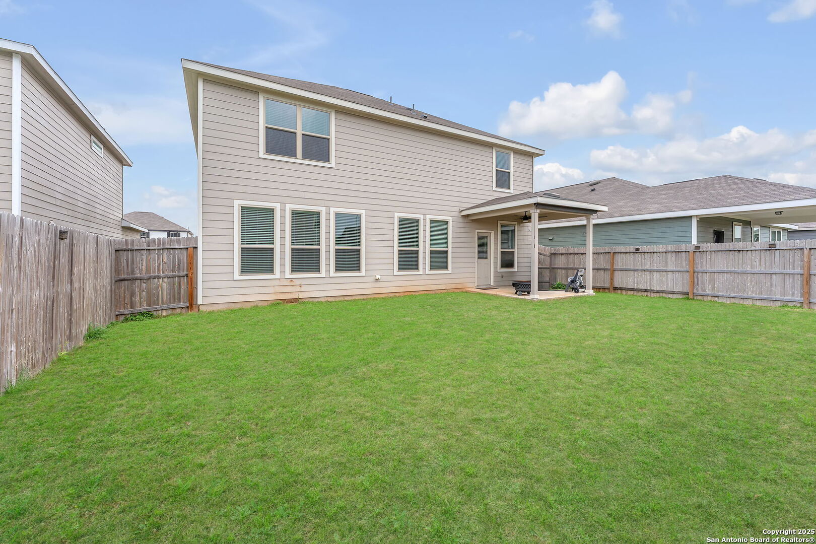 main property photo 45