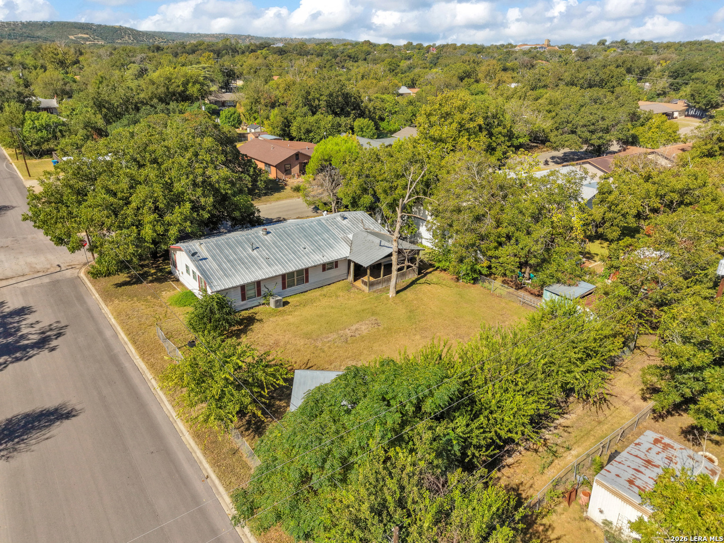 main property photo 34