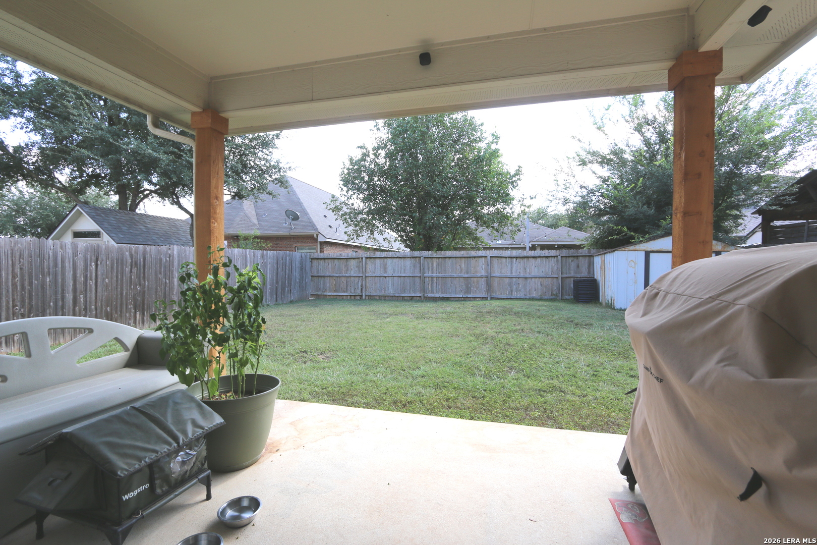 main property photo 6