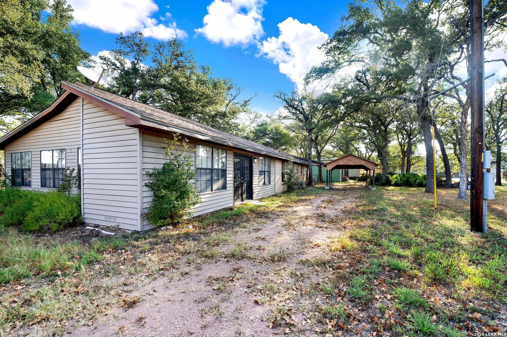 main property photo 3