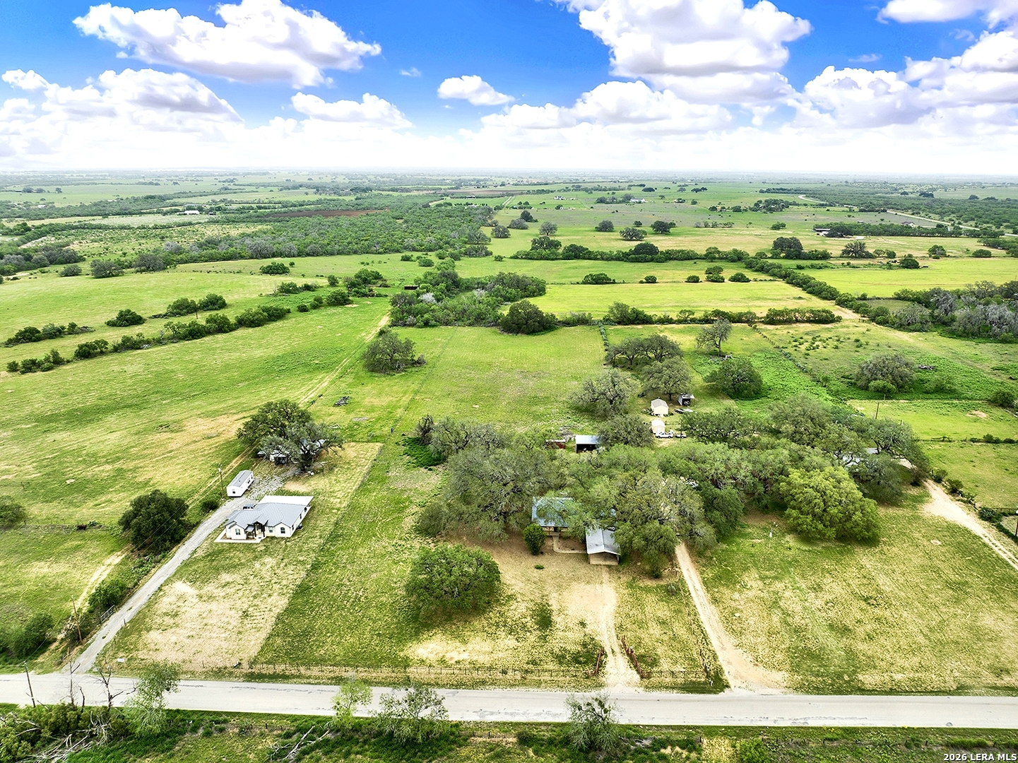 main property photo 10