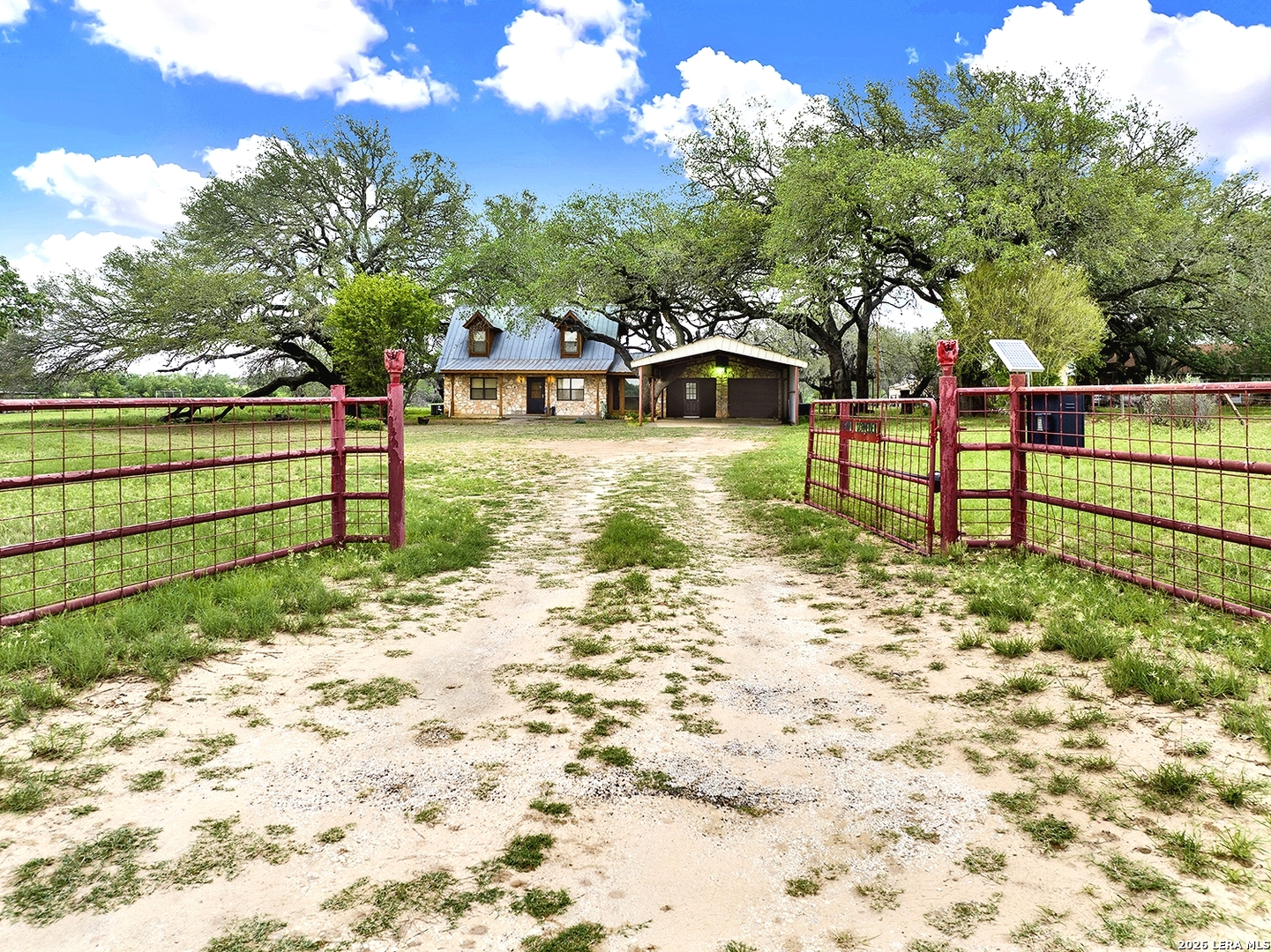 main property photo 12