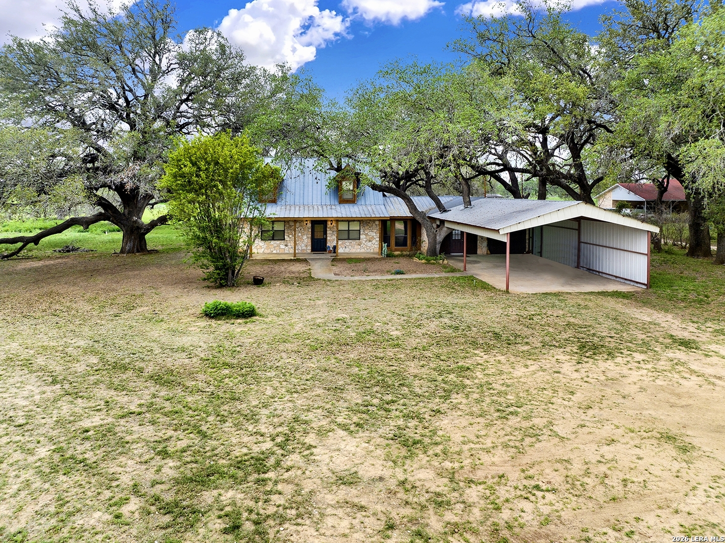main property photo 19