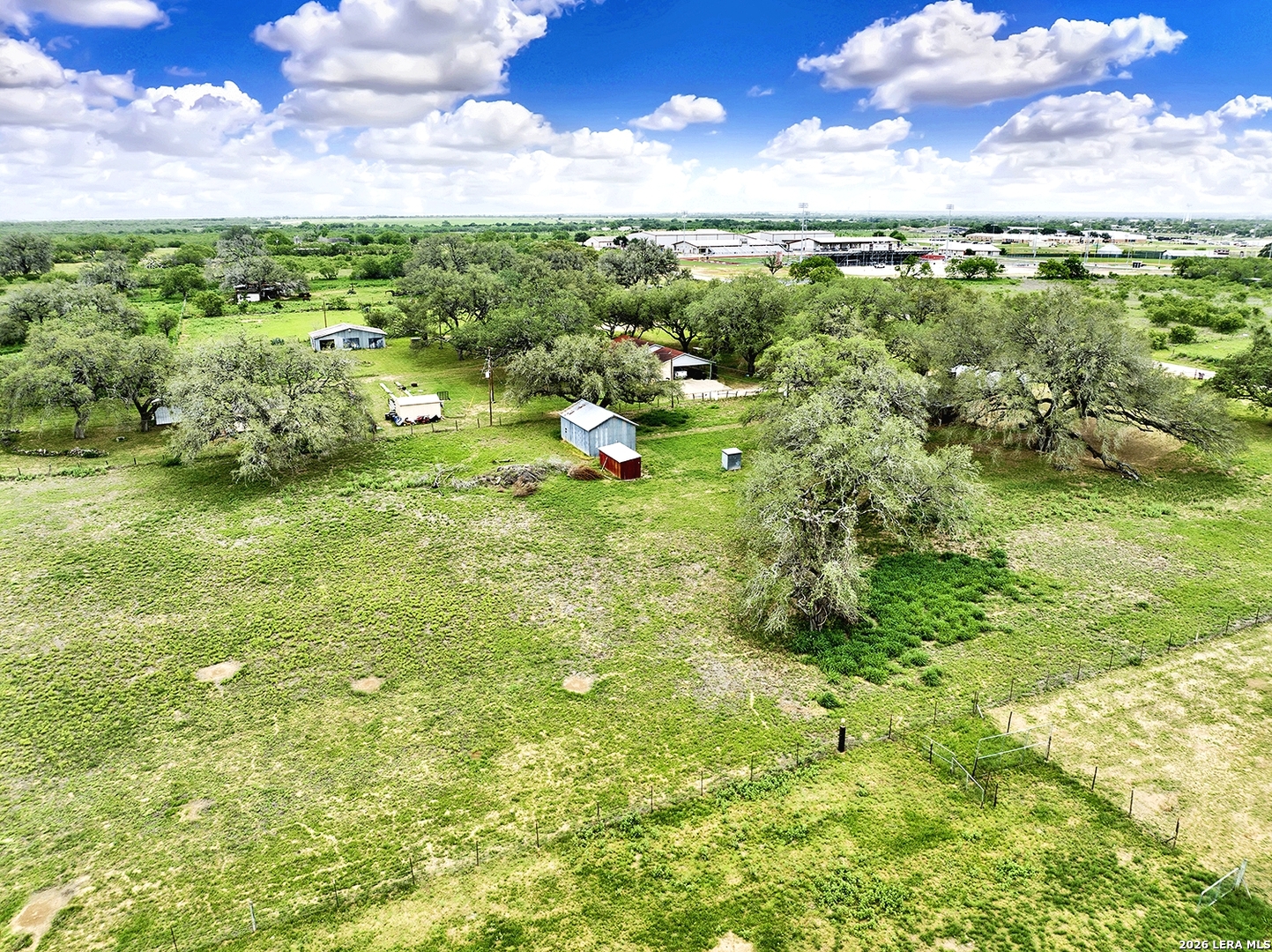 main property photo 9