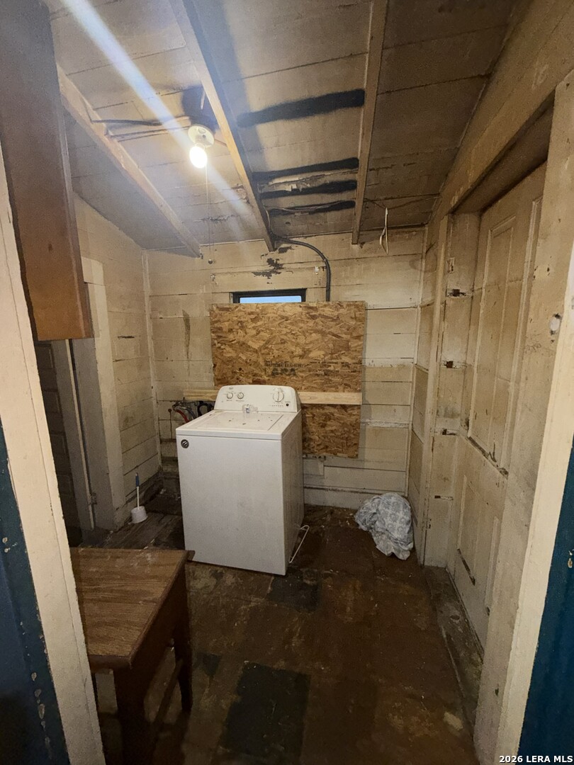 main property photo 14