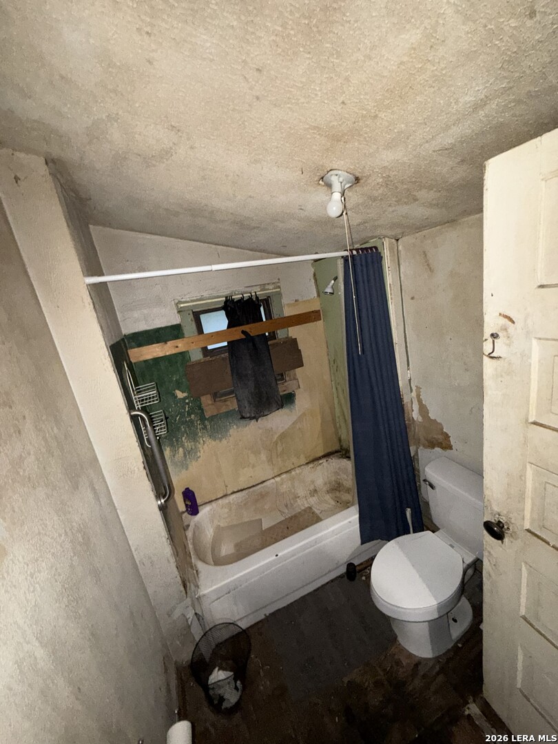 main property photo 16