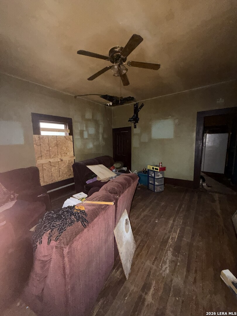 main property photo 6