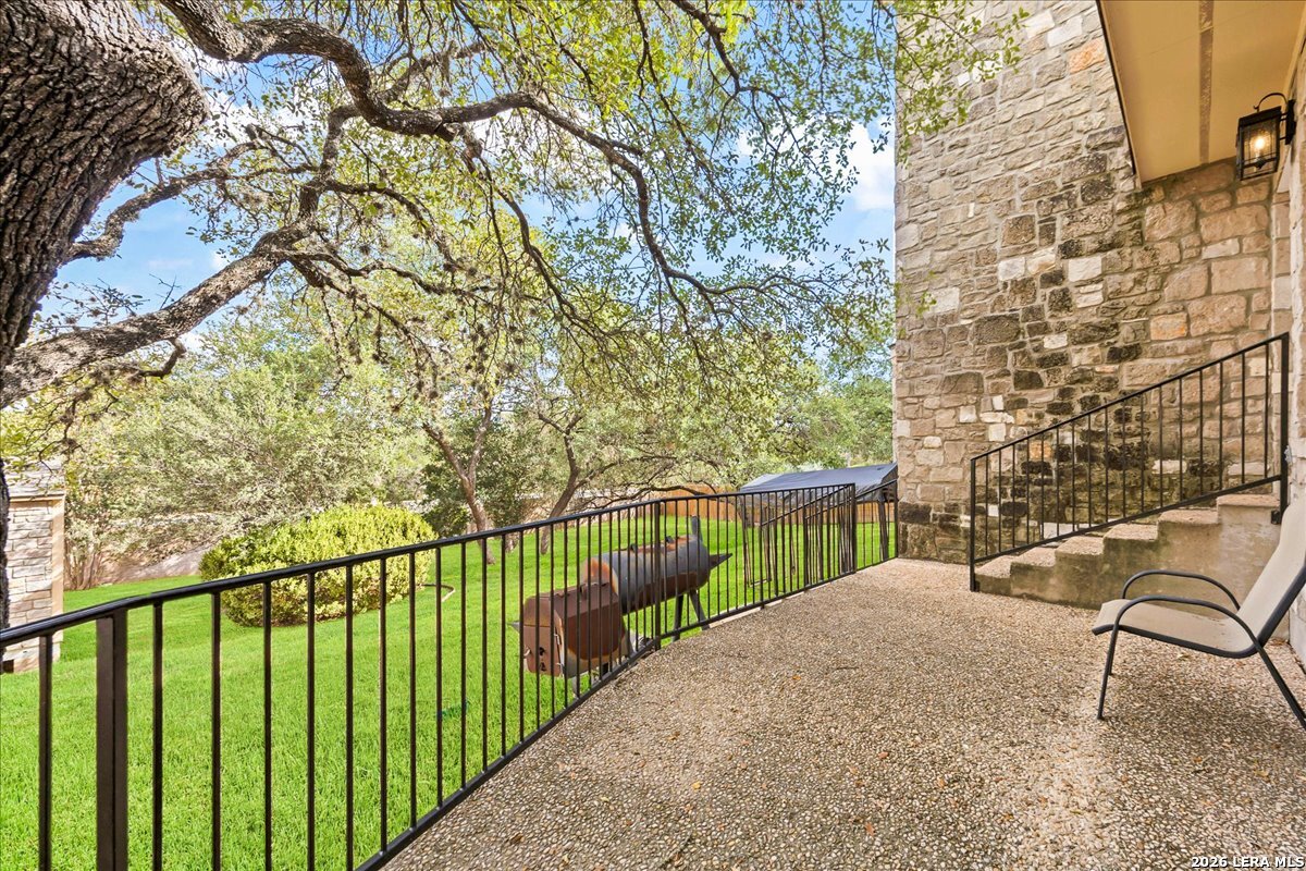 main property photo 50