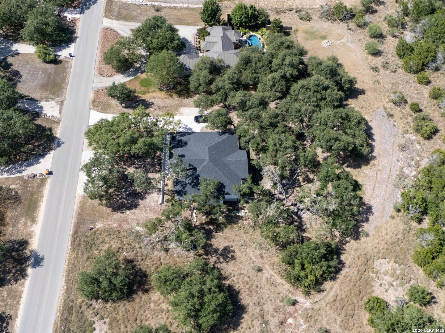 main property photo 41