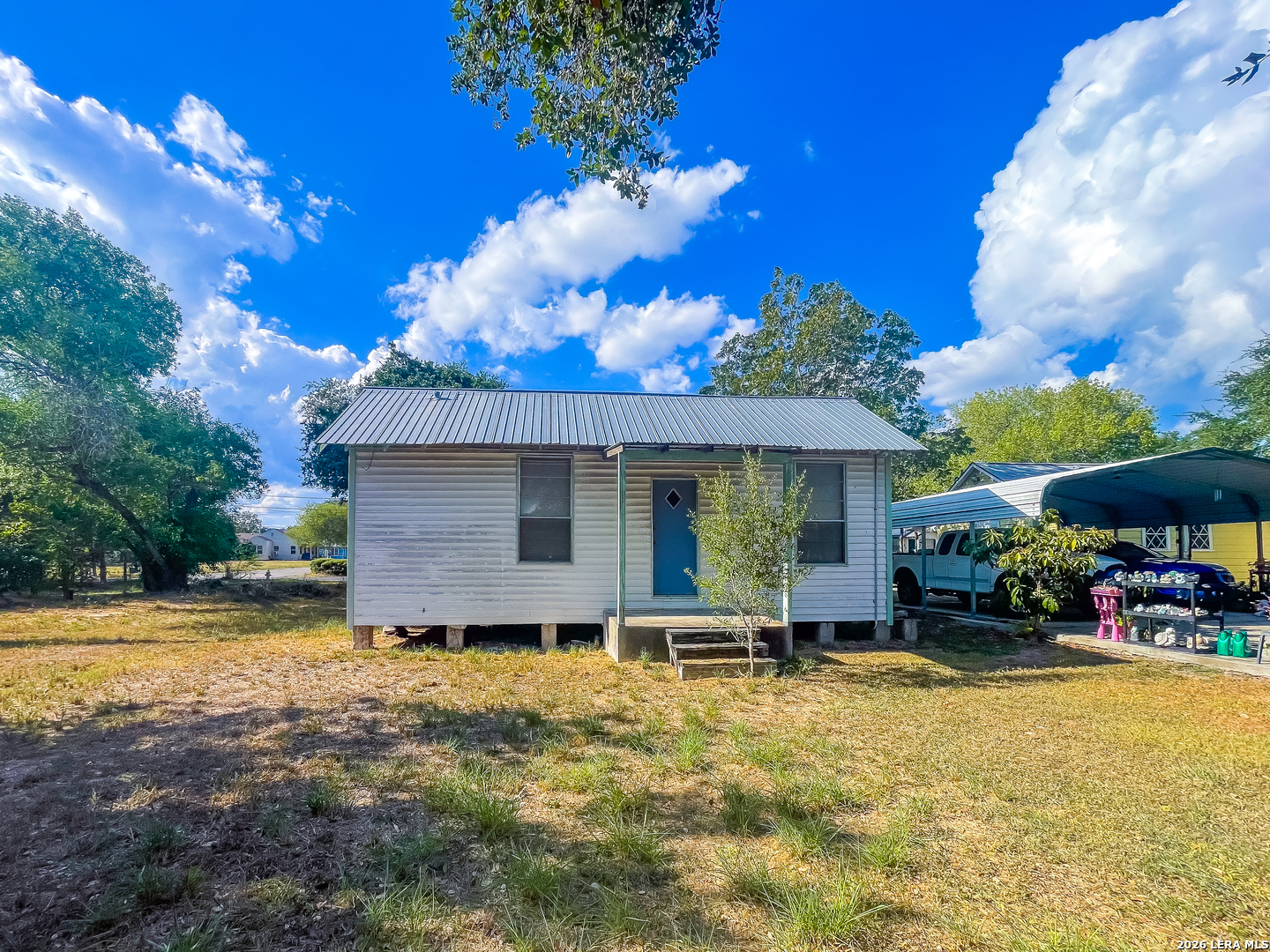 main property photo 8