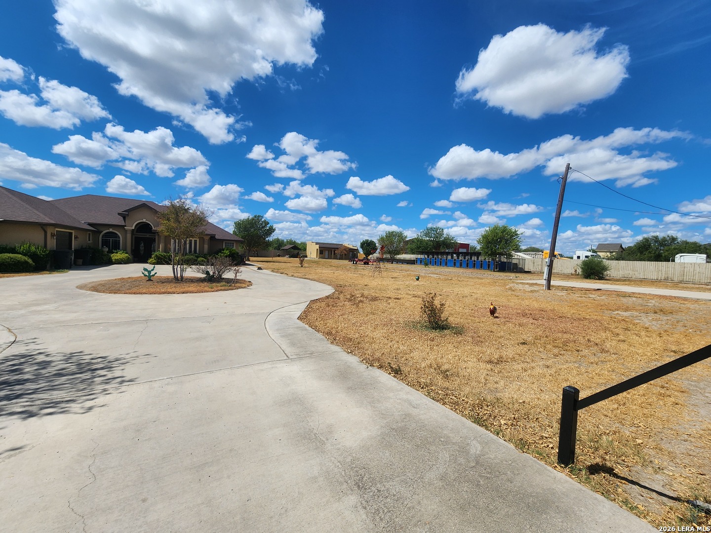 main property photo 12