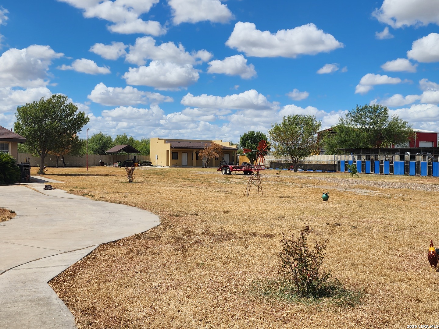 main property photo 16