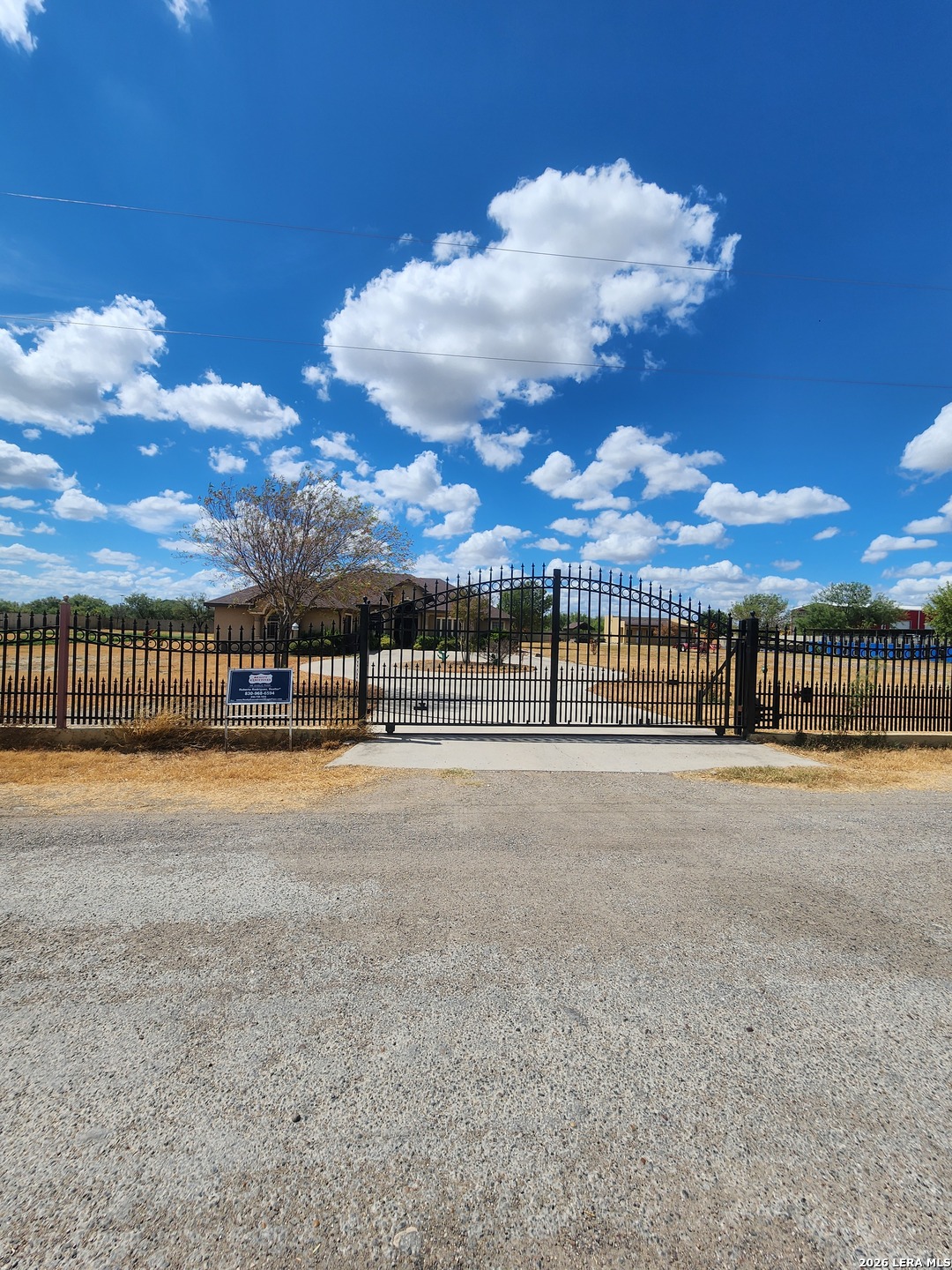 main property photo 20