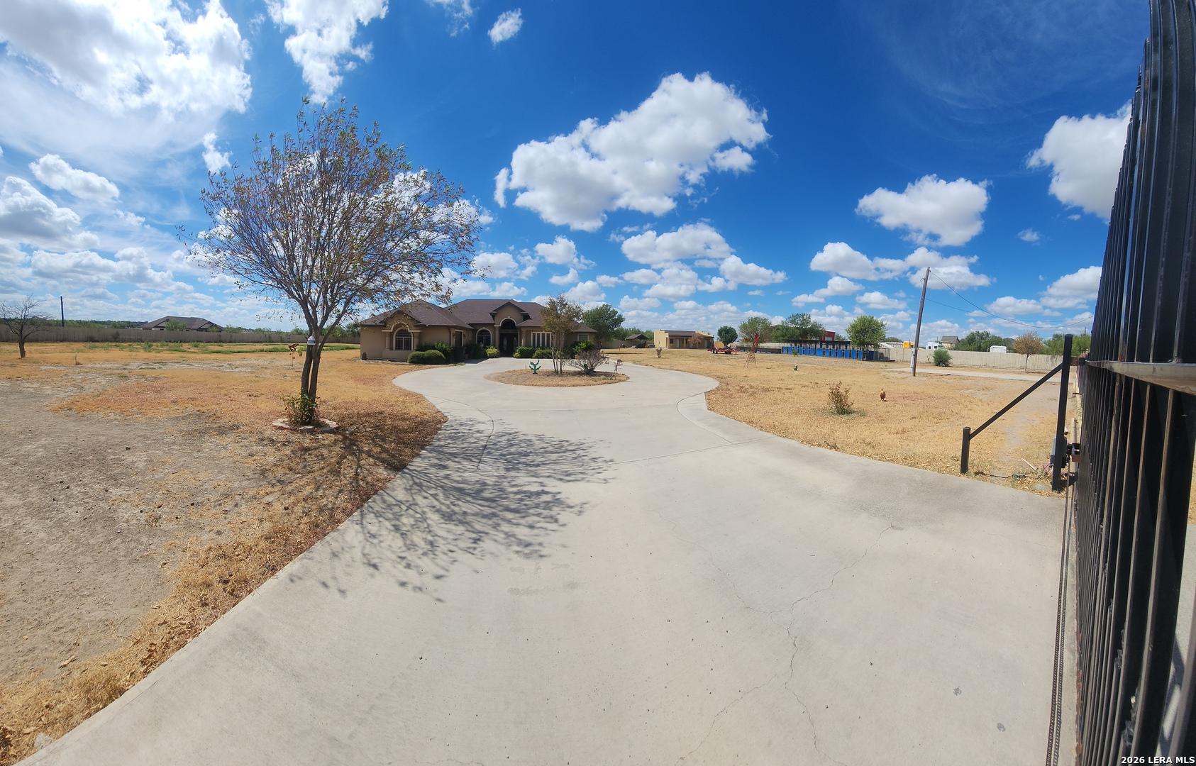 main property photo 21