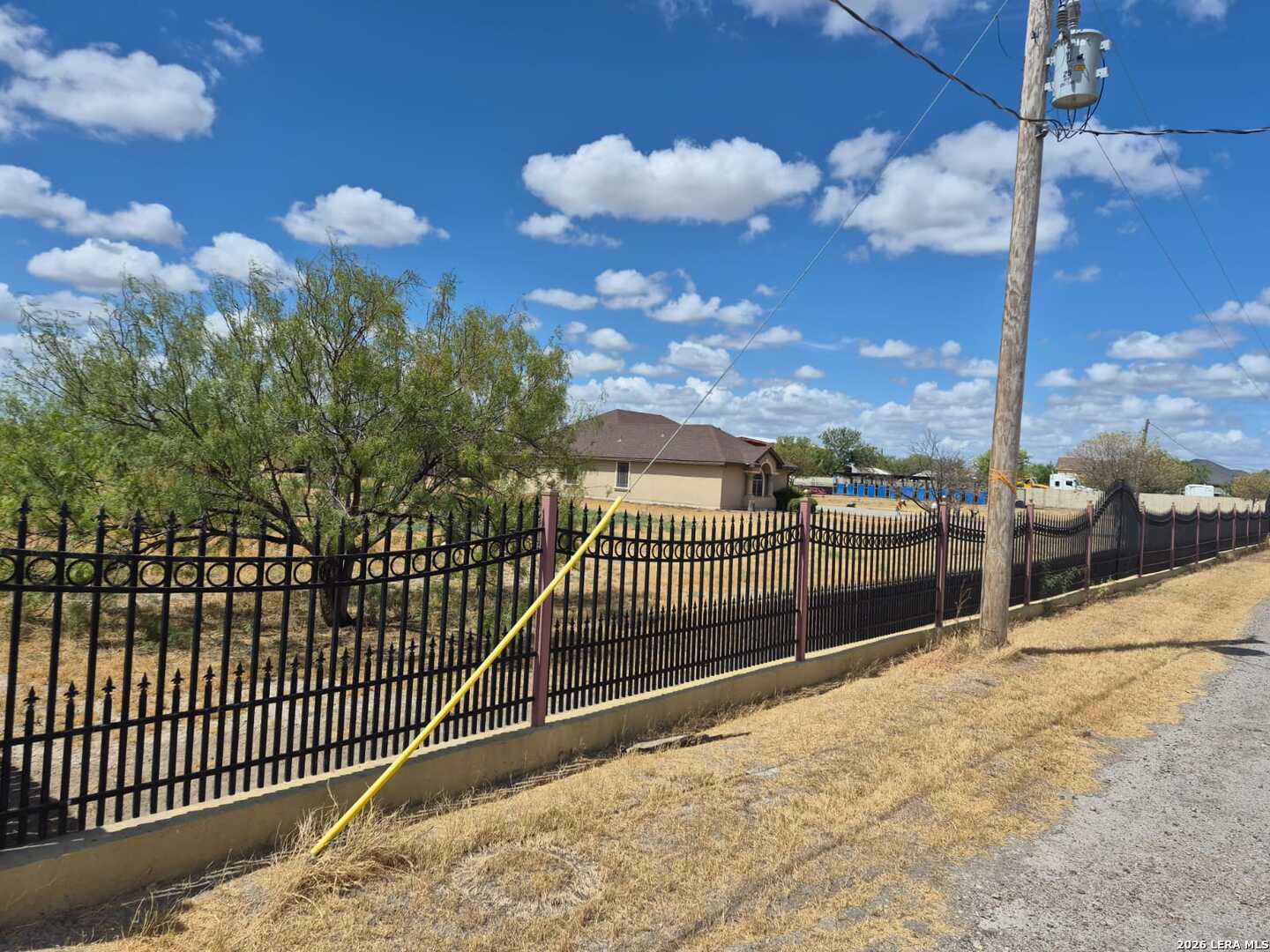 main property photo 22