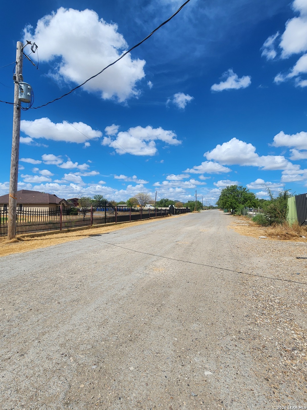 main property photo 8