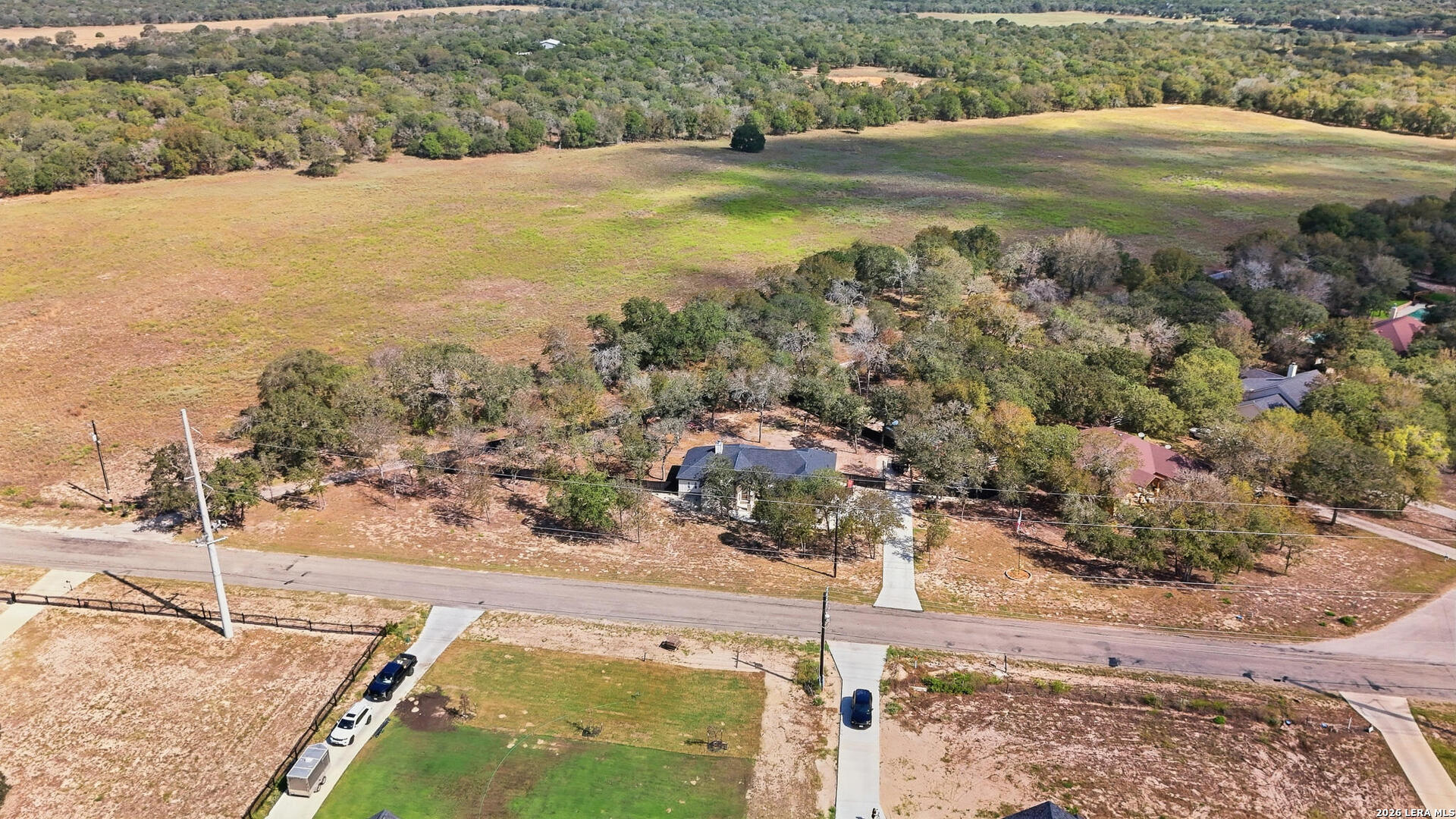 main property photo 8