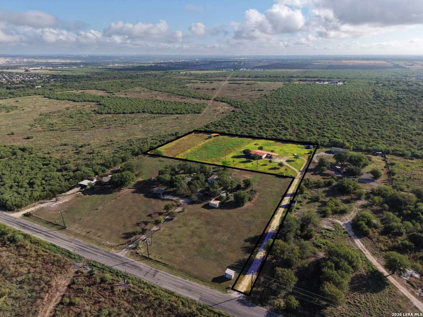 main property photo 31
