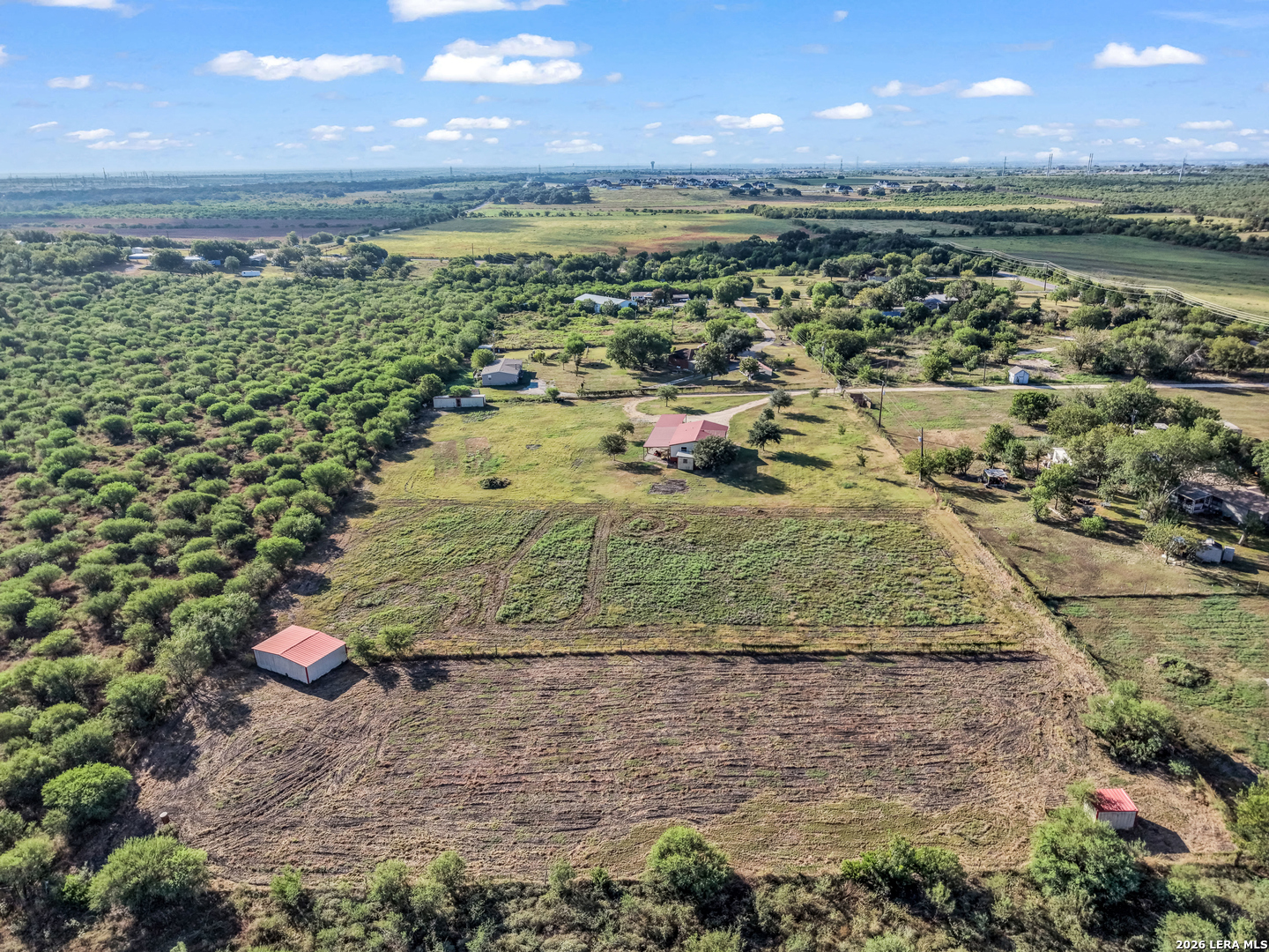 main property photo 33