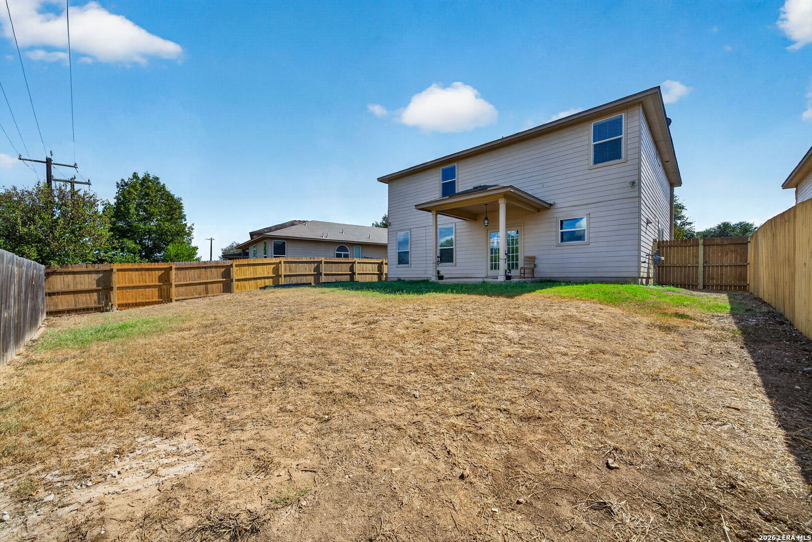 main property photo 31