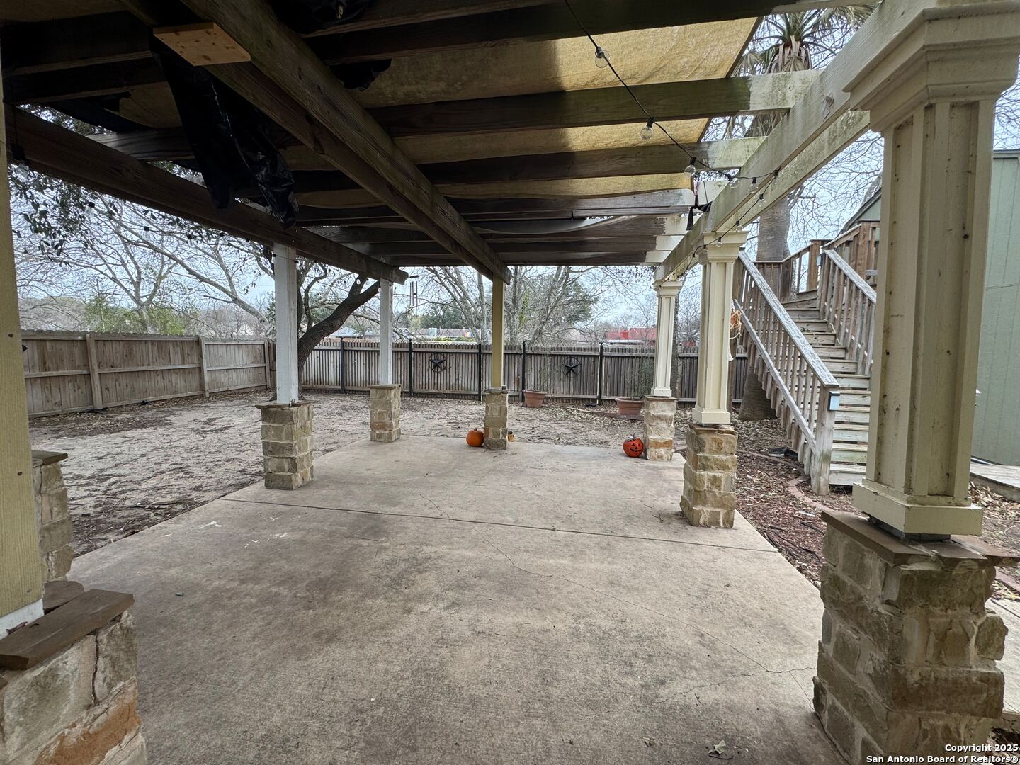 main property photo 42