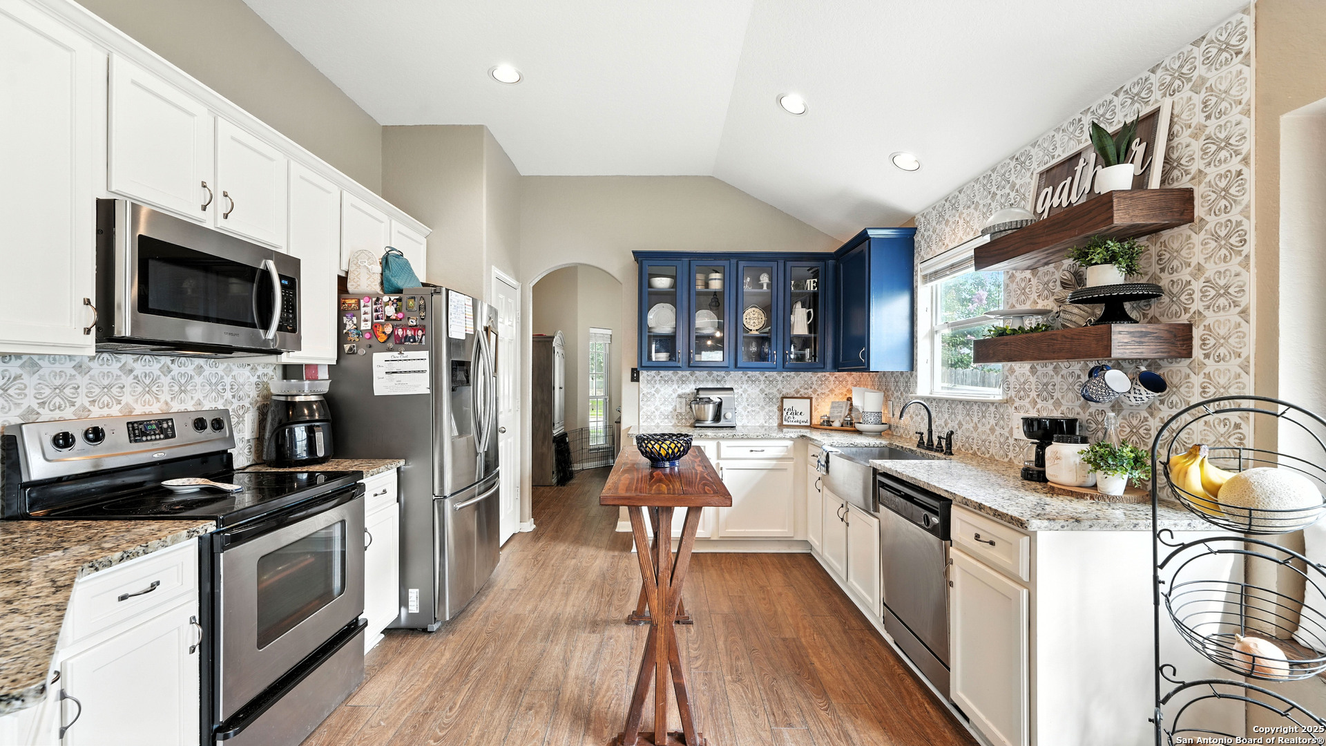 main property photo 19