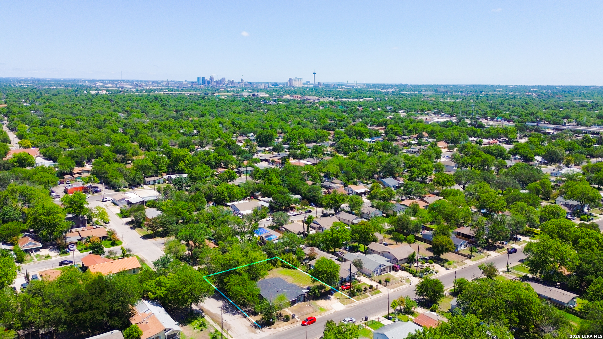 main property photo 28