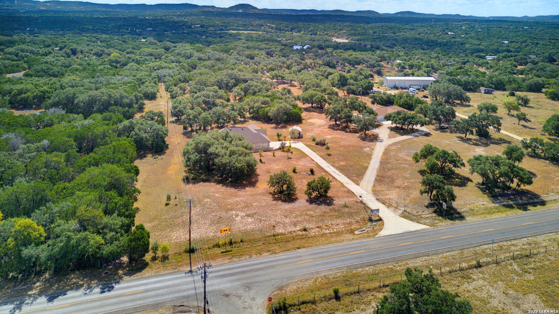 main property photo 30