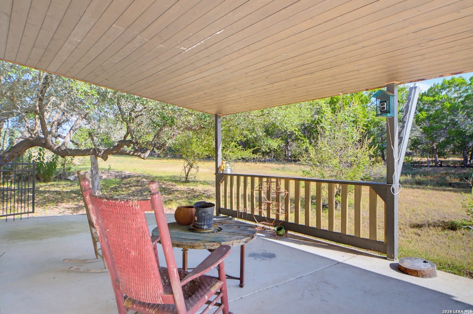 main property photo 8