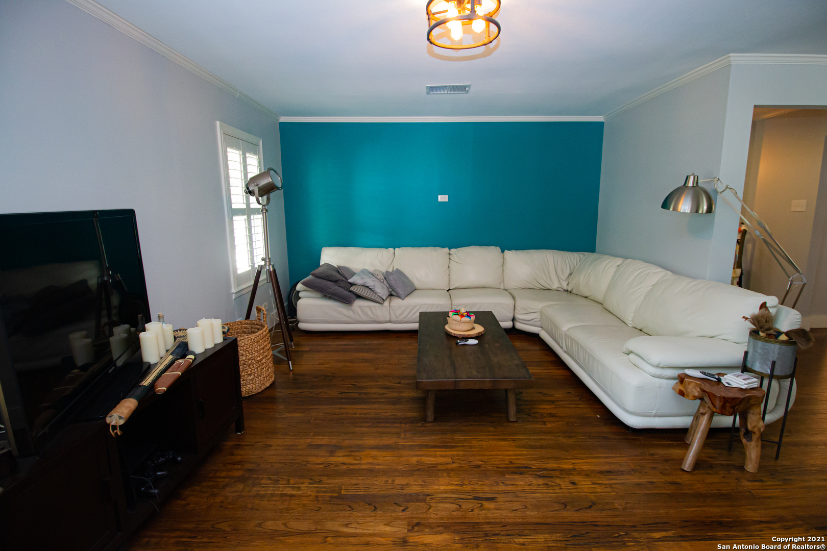 main property photo 3