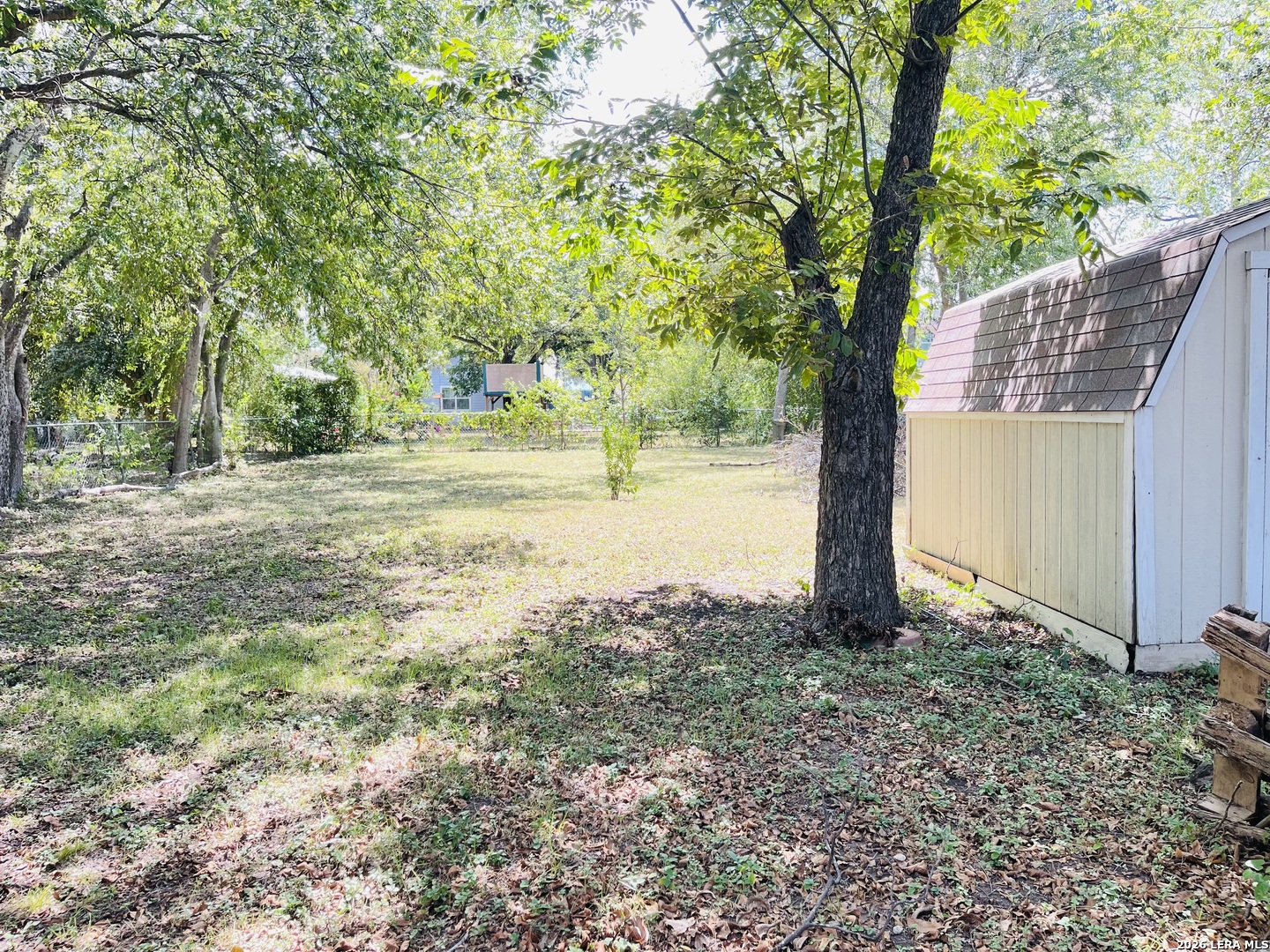 main property photo 23