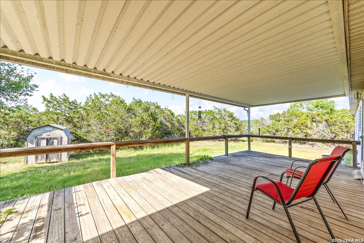 main property photo 30