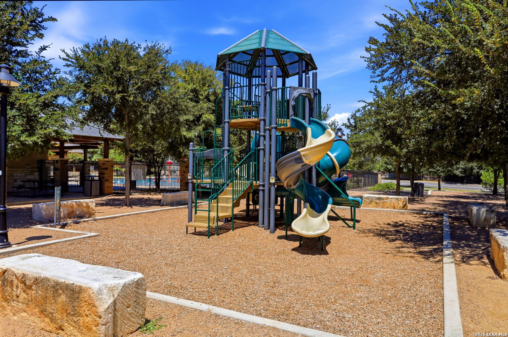 main property photo 67