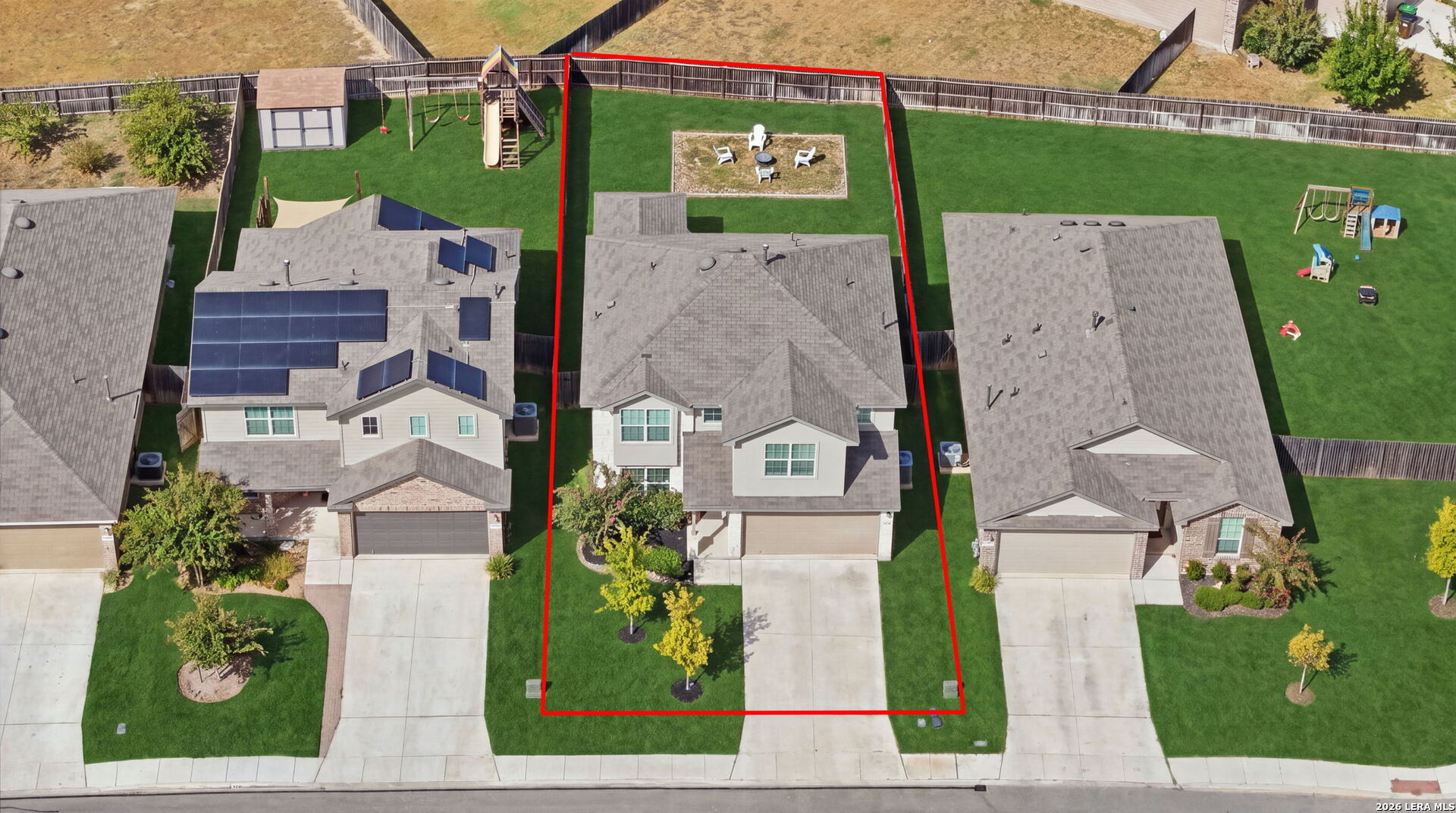 main property photo 40