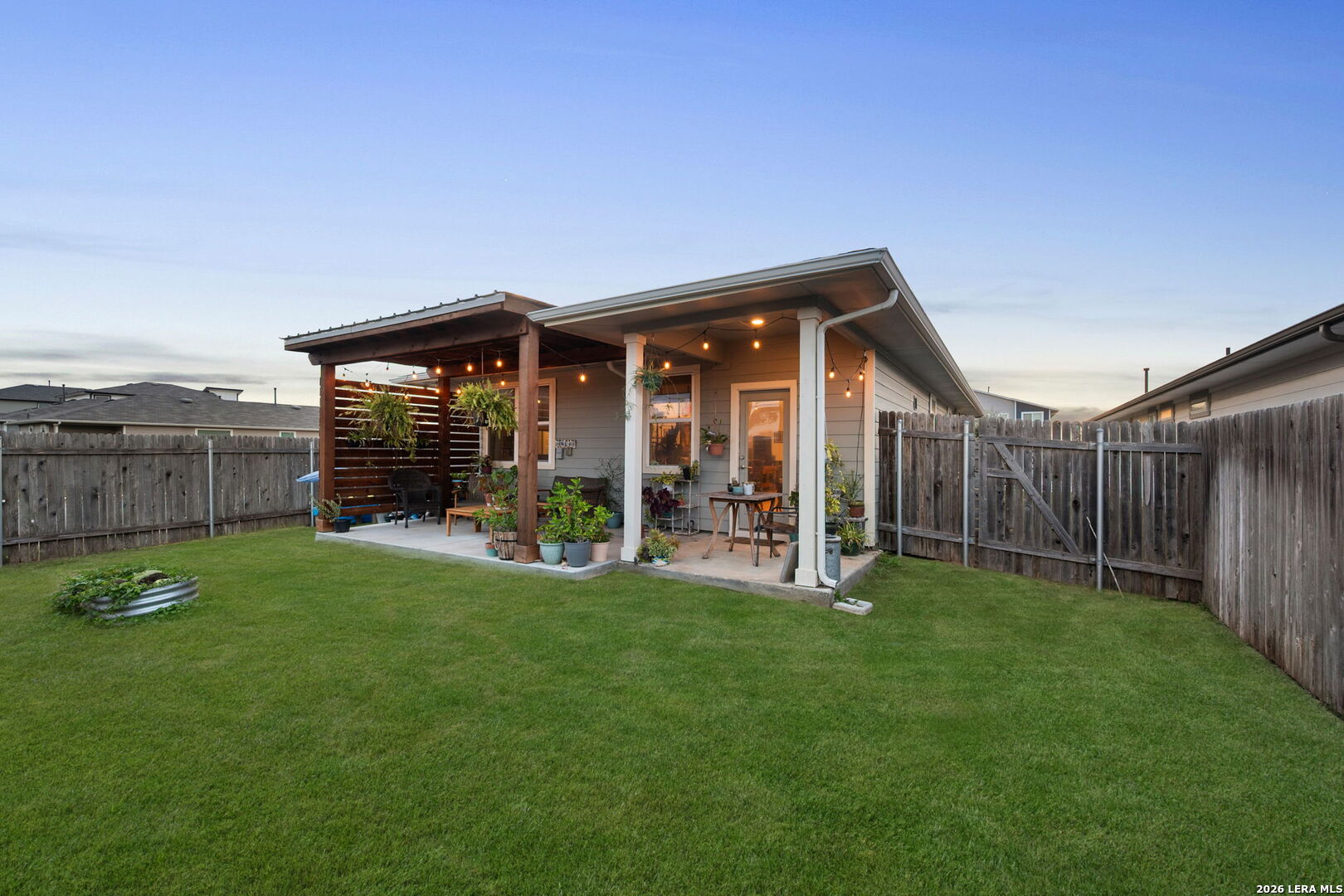 main property photo 24